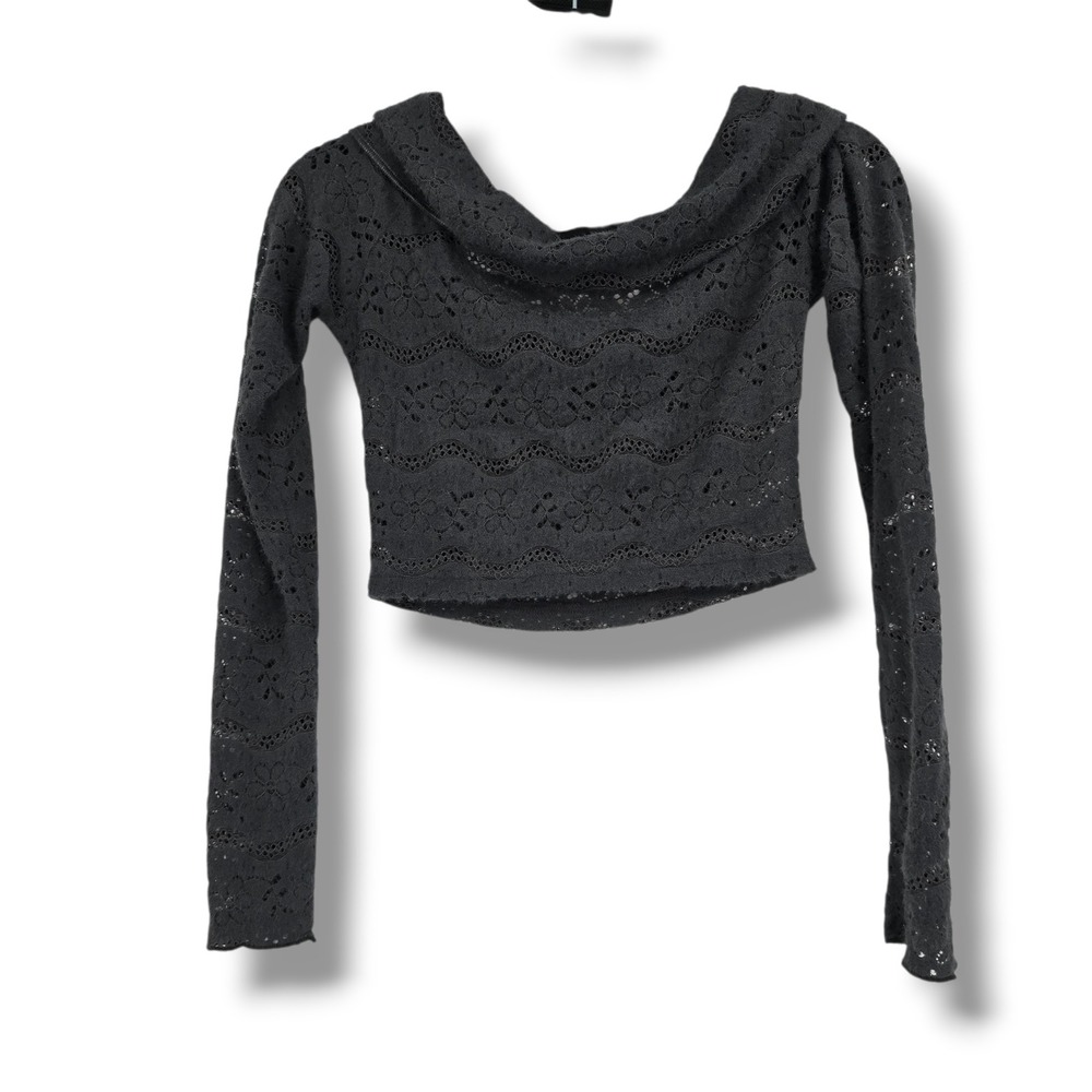 Out From Under Urban Outfitters Gray Lace Cowl Neck Long Sleeve Crop Top Small - Picture 2 of 9